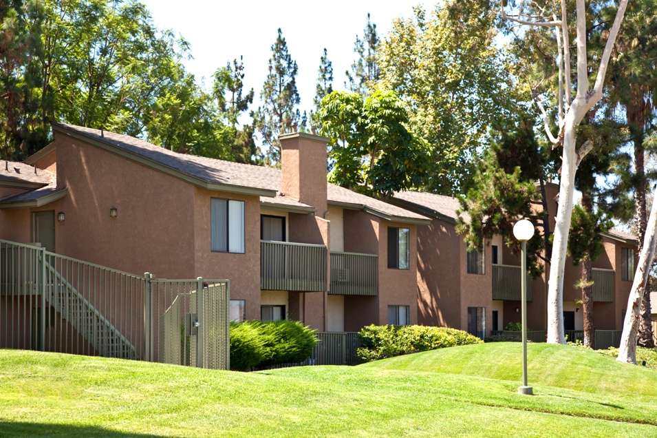 Forest Glen Apartment Community | 25092 Farthing St, Lake Forest, CA 92630, USA | Phone: (949) 768-9451