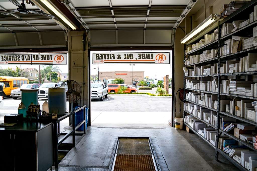 Ricks Lube Complete Autocare | 1209 E Carson St, Carson, CA 90745 | Phone: (310) 549-6087