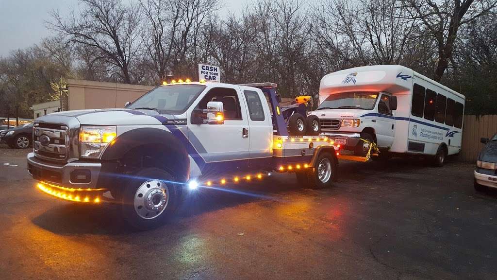 Area Towing and Recovery Inc in Melrose Park | 1401 N 1st Ave, Melrose Park, IL 60160, USA | Phone: (708) 345-4665
