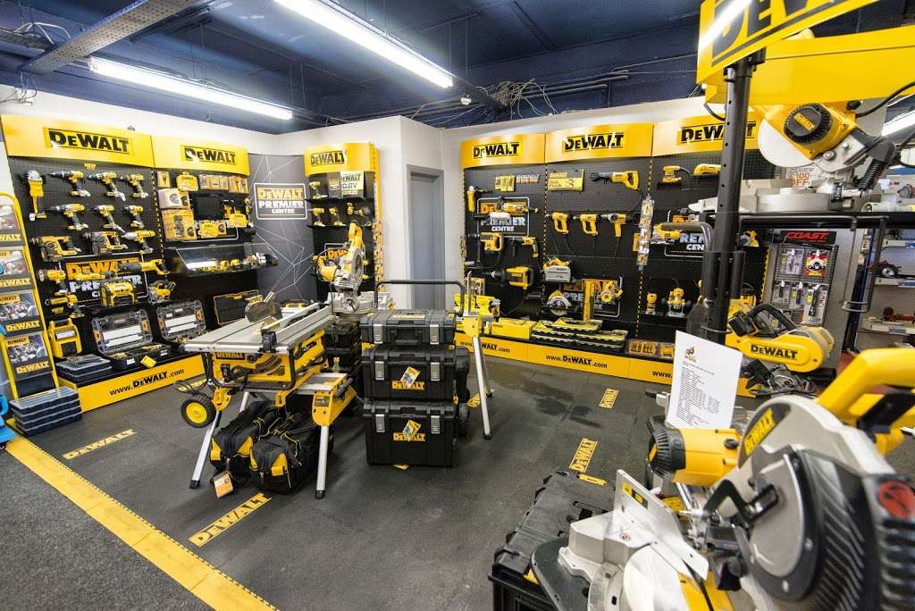 Fixings & Power Tool Center | 14 Bonehurst Rd, Salfords, Redhill RH1 5EQ, UK | Phone: 01293 820088