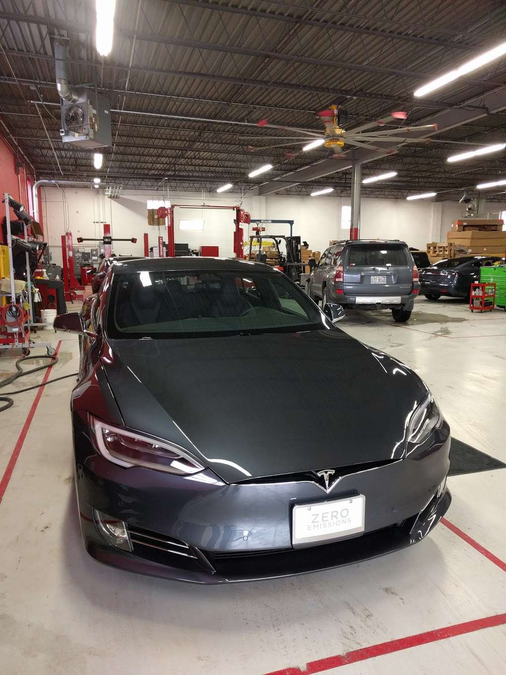 Tesla Body Repair | 875 N Ellsworth Ave, Villa Park, IL 60181 | Phone: (630) 359-2193