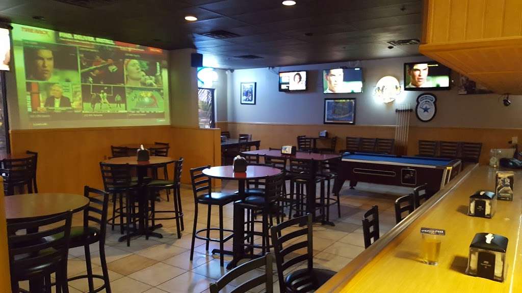 Valentinos Pizza & Sports Bar | 780 Ramona Expy F, Perris, CA 92571, USA | Phone: (951) 943-3000