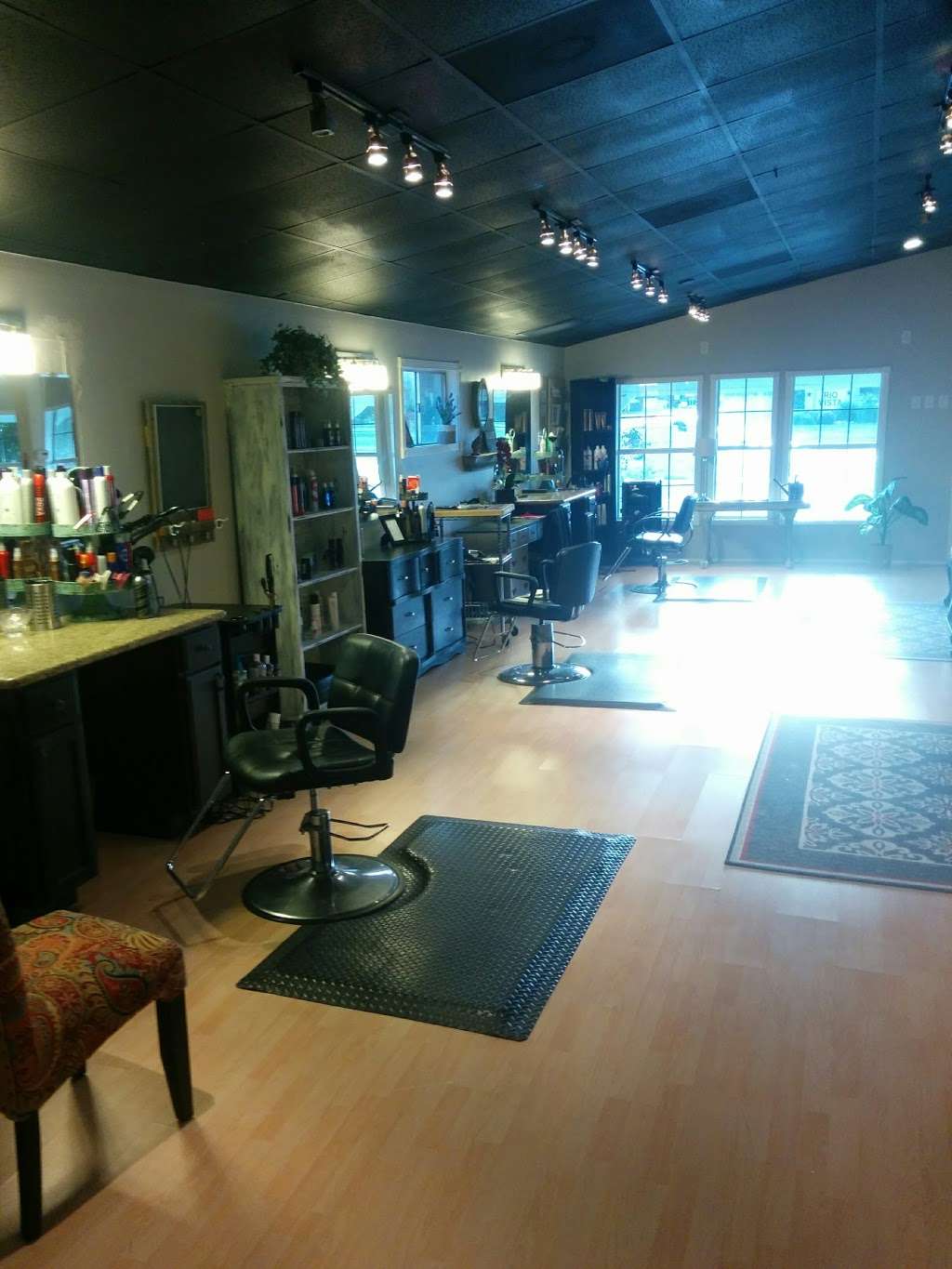 Just Friends Hair Salon | 906 Farm to Market 359, Richmond, TX 77406, USA | Phone: (281) 239-7175