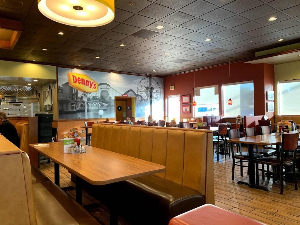 Dennys | 2080 S Harbor Blvd, Anaheim, CA 92802 | Phone: (714) 750-5120