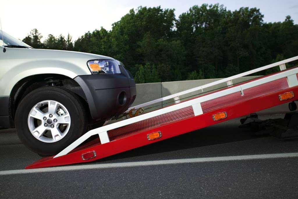 Millers Towing and Recovery | 3943 Penn Ave, Sinking Spring, PA 19608, USA | Phone: (484) 854-1088