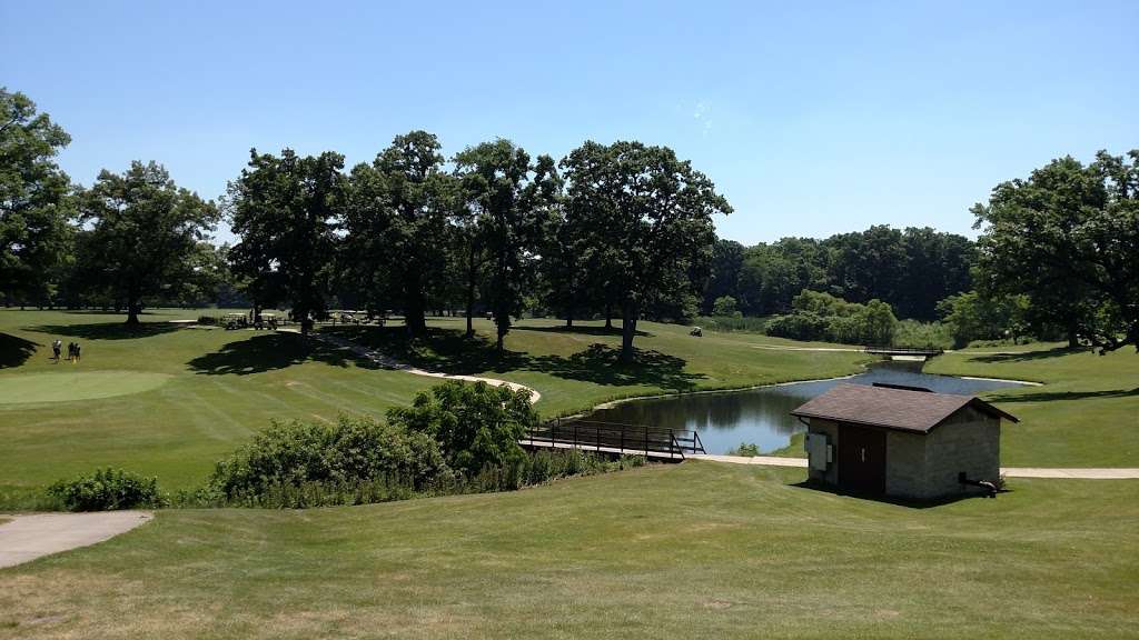 Robbinhurst Golf Club and Driving Range | 383 W 875 N, Valparaiso, IN 46385, USA | Phone: (219) 762-9711