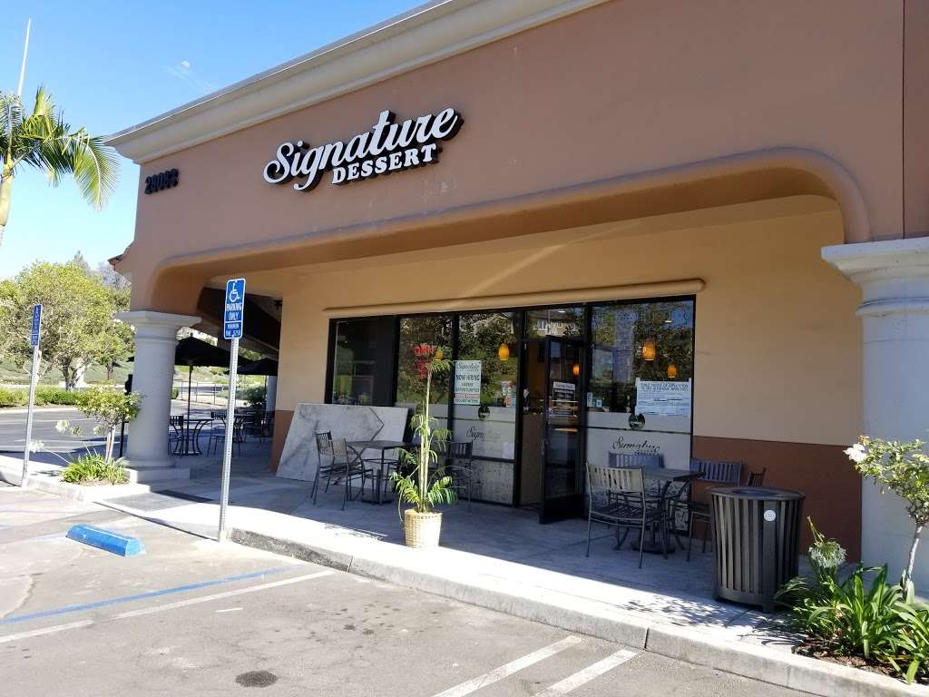 Signature Pho & Desserts | 28083 Moulton Pkwy, Laguna Niguel, CA 92677, USA | Phone: (949) 328-9951