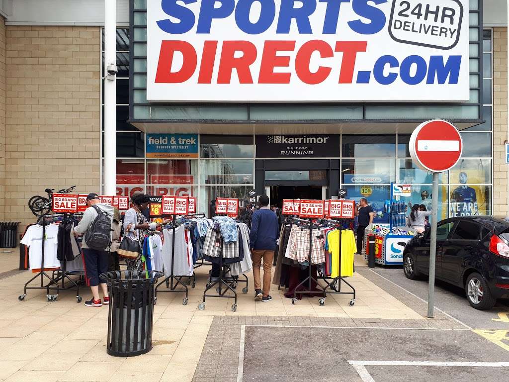 Sports Direct | Unit D, Brent Cross Shopping Park, Tilling Rd, London NW2 1LW, UK | Phone: 0344 332 5208