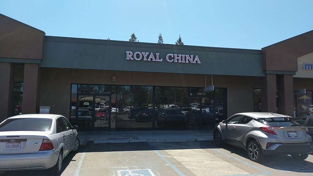 Royal China Restaurant | 3080 Marlow Rd #4, Santa Rosa, CA 95403 | Phone: (707) 545-2911