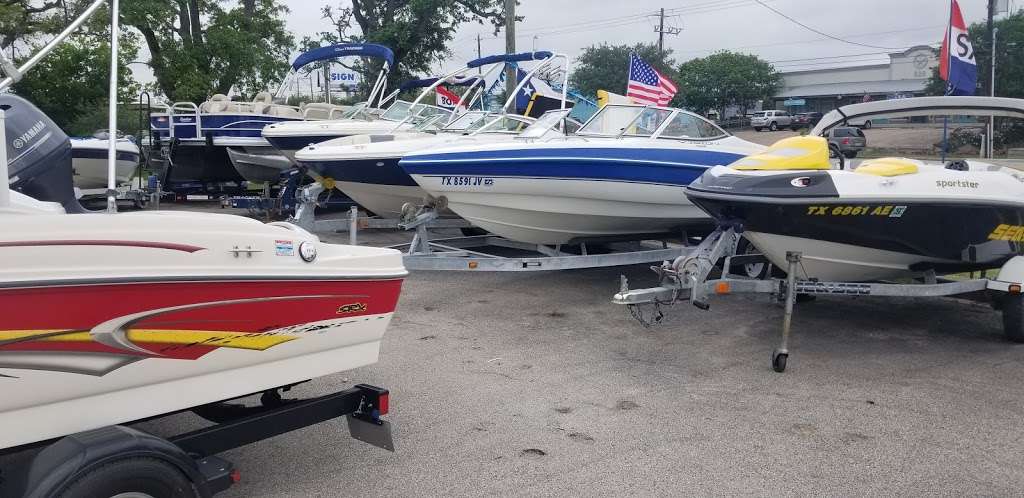 Gulf Coast Boating Center | 801 Marina Bay Dr, Kemah, TX 77565, USA | Phone: (281) 334-7799