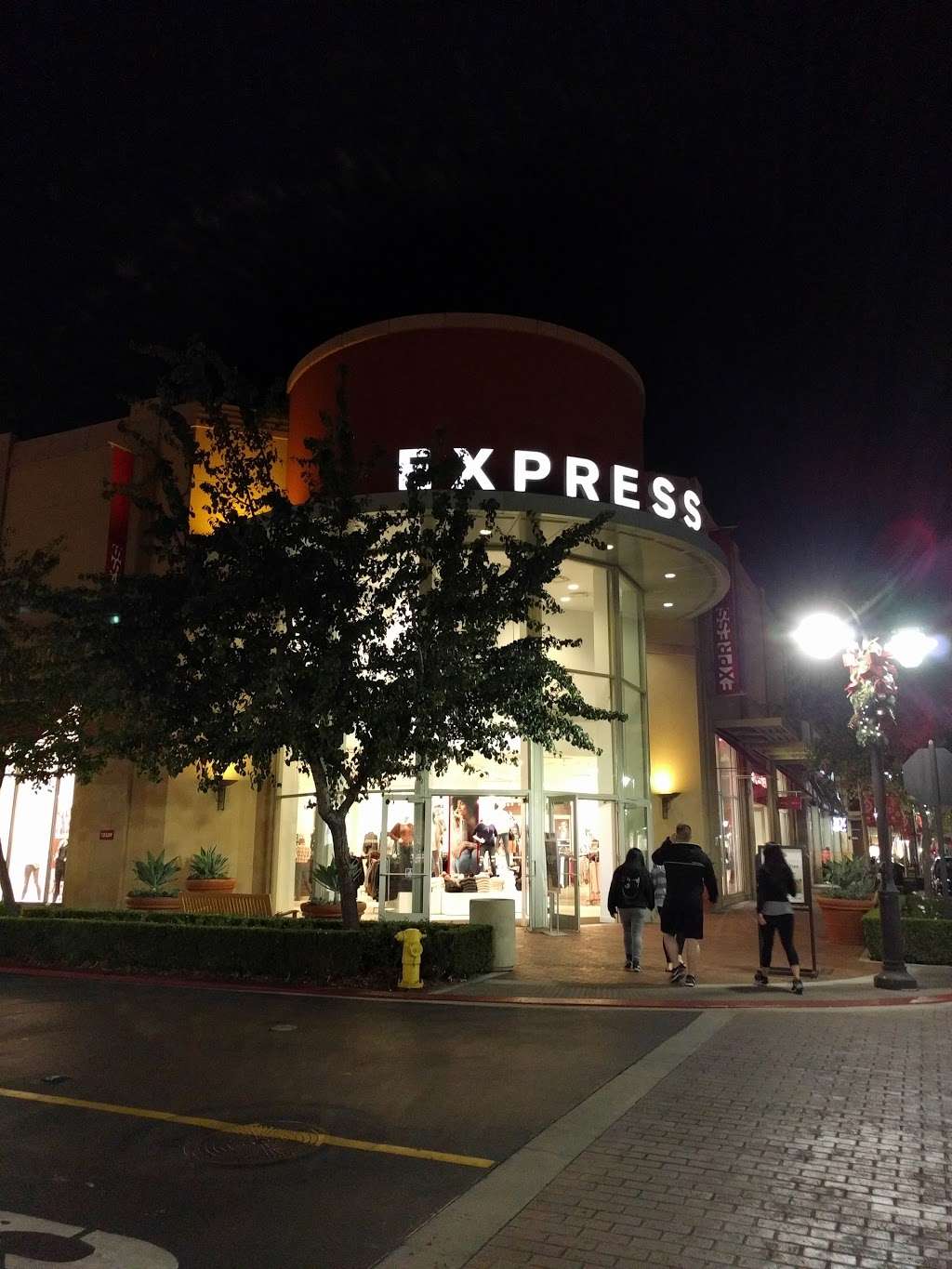 Express | 12559 S Mainstreet, Rancho Cucamonga, CA 91739, USA | Phone: (909) 463-4167