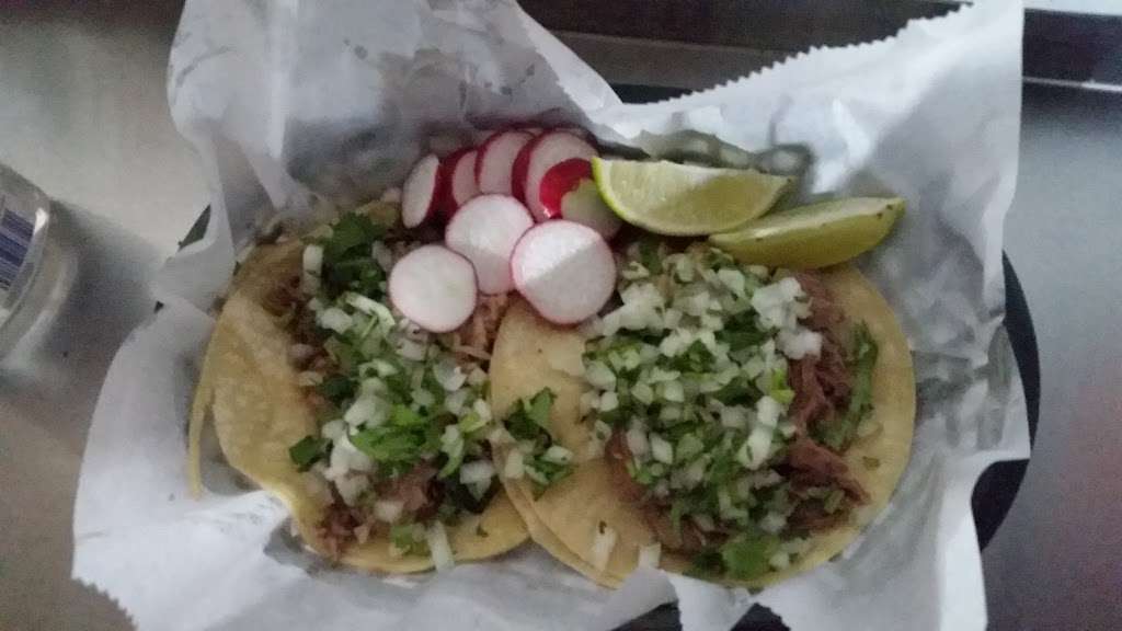 Taqueria Rosita | 243-285 E Woodlawn Rd, Charlotte, NC 28217, USA | Phone: (704) 582-1976