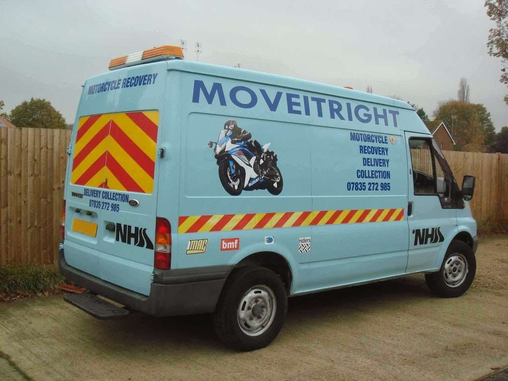 Moveitright | 15 Laundry Way, Capel, Dorking RH5 5LG, UK | Phone: 07543 720838