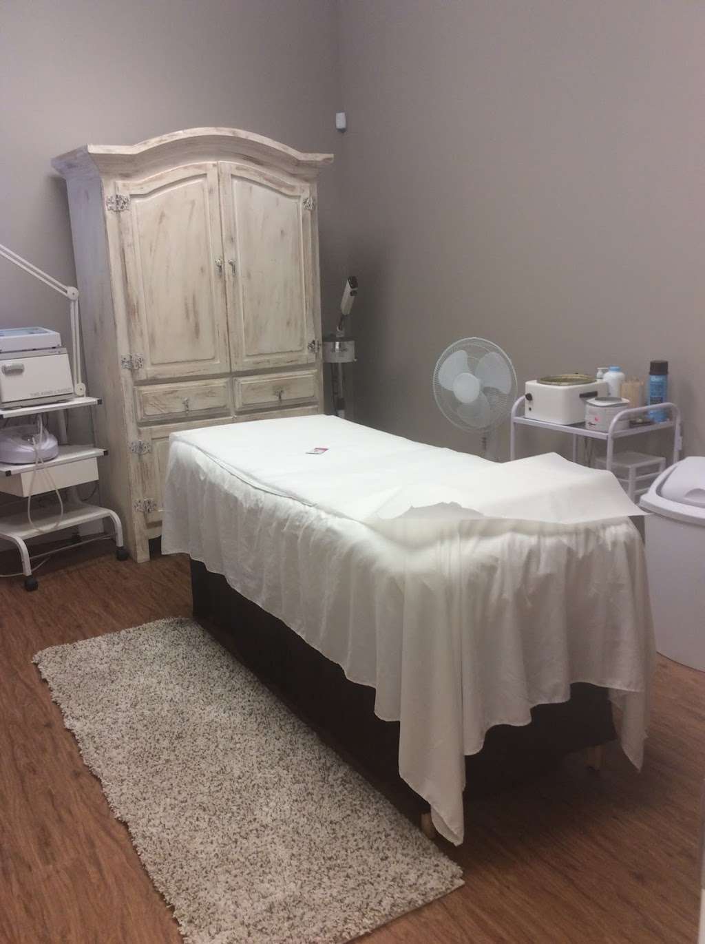 Waxing Room - Beauty & Wellness Lounge | 13848 Tilden Rd Ste 230, Winter Garden, FL 34787, USA | Phone: (407) 654-1556