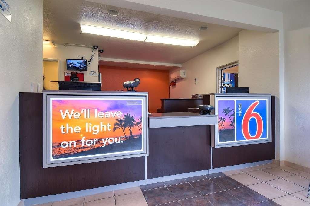 Motel 6 Los Angeles - Whittier | 8221 S, Pioneer Blvd, Whittier, CA 90606, USA | Phone: (562) 692-9101