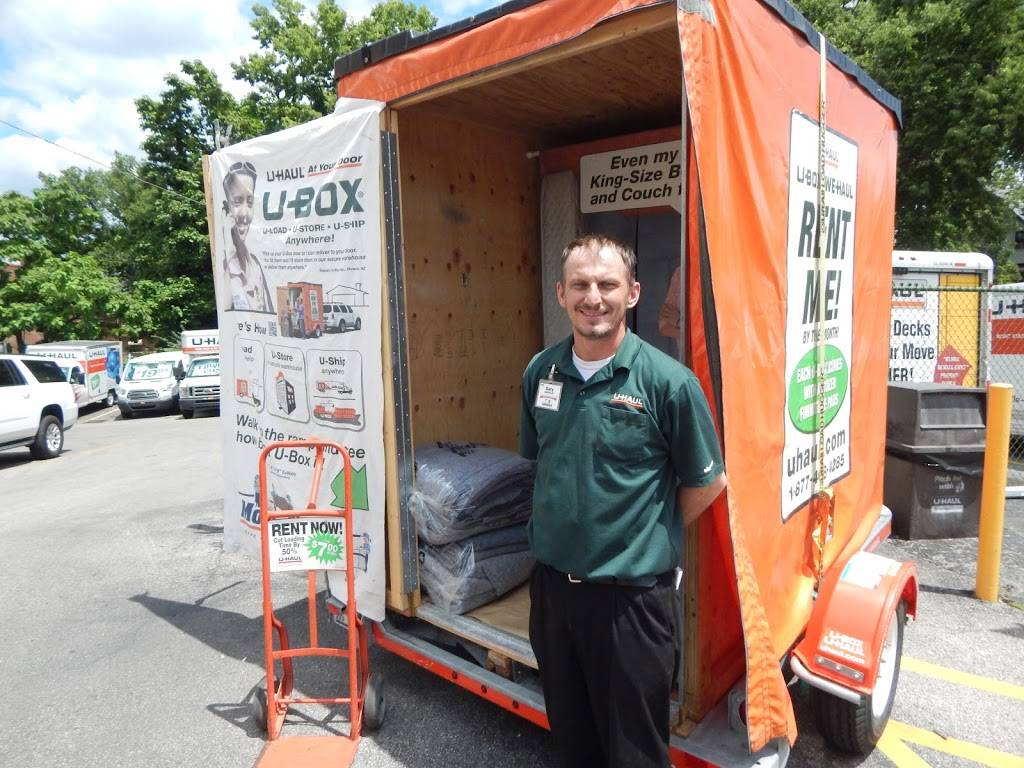 U-Haul Moving & Storage of Walnut Hills | 2320 Gilbert Ave, Cincinnati, OH 45206, USA | Phone: (513) 861-2800