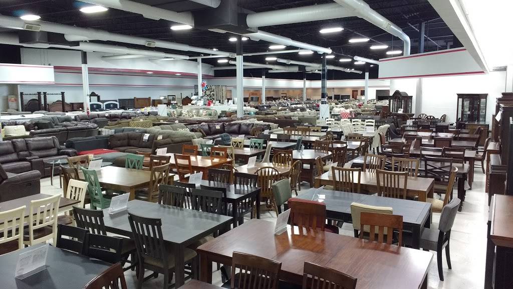 Louisville Overstock Furniture Warehouse | 1050 E Lewis and Clark Pkwy, Clarksville, IN 47129, USA | Phone: (502) 365-9922