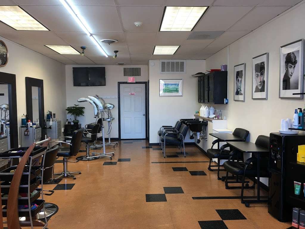 Youngs Hair Salon | 941 Veteran Hwy, Levittown, PA 19056, USA