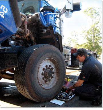 Mid-Tenn Diesel Mobile Truck Repair | 2205 Center Point Rd, Hendersonville, TN 37075, USA | Phone: (615) 925-0118