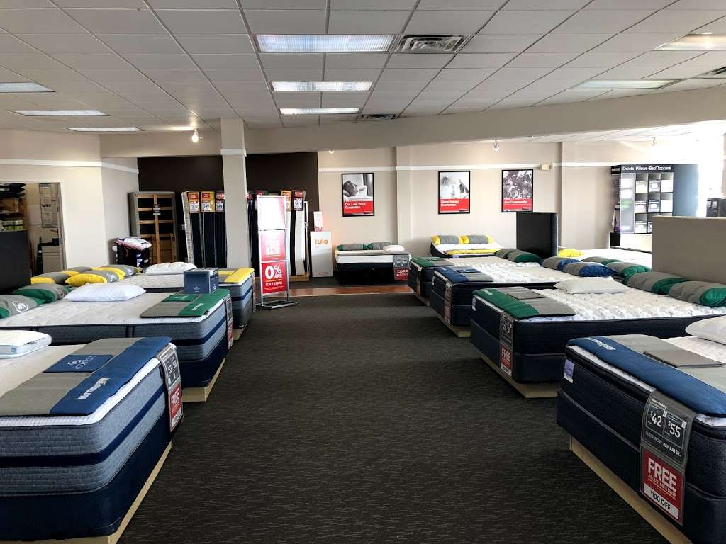 Mattress Firm | 2727 Mercantile Dr, Rosenberg, TX 77471, USA | Phone: (281) 232-3115