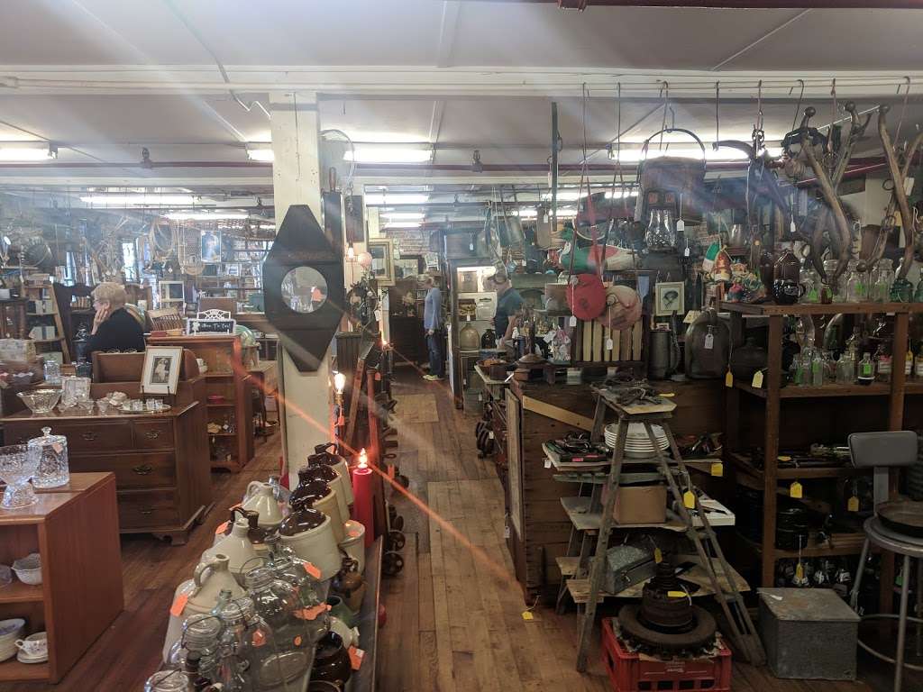 Stanley Mill Antiques | 146 Mendon St, Uxbridge, MA 01569, USA | Phone: (508) 779-0334