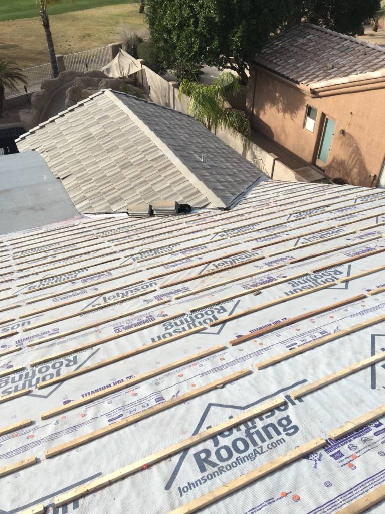 Johnson Roofing Llc | 1121 S Horne, Mesa, AZ 85204, USA | Phone: (480) 467-4572