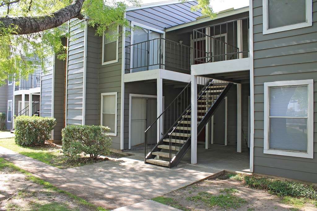 Salem Creek Apartments | 803 Flame Cir, San Antonio, TX 78221 | Phone: (210) 921-0083