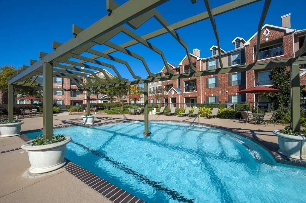 SYNC at Sienna Plantation Apartments | 8787 Sienna Springs Dr, Missouri City, TX 77459 | Phone: (866) 538-1935