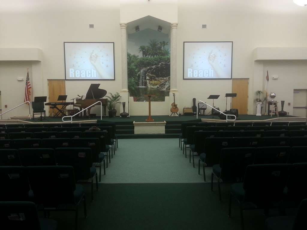 Grace Baptist Church - church  | Photo 7 of 10 | Address: 19200 Griffin Rd, Southwest Ranches, FL 33332, USA | Phone: (954) 252-5737