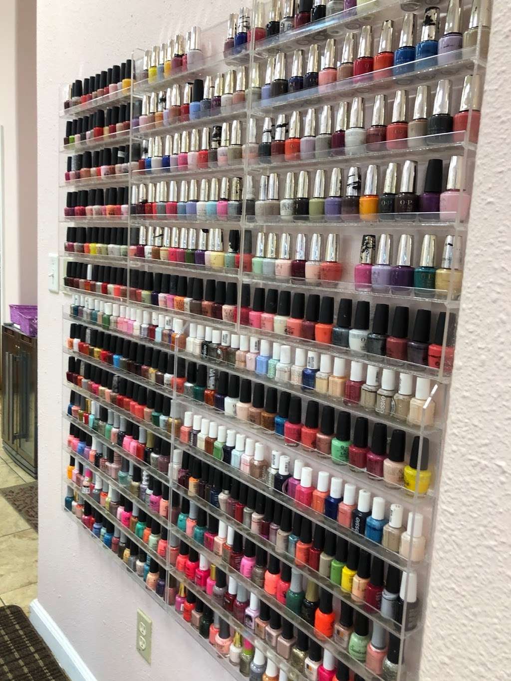 Uptons Nails & Spa | 712 Meyerland Plaza Mall, Houston, TX 77096 | Phone: (713) 349-0066