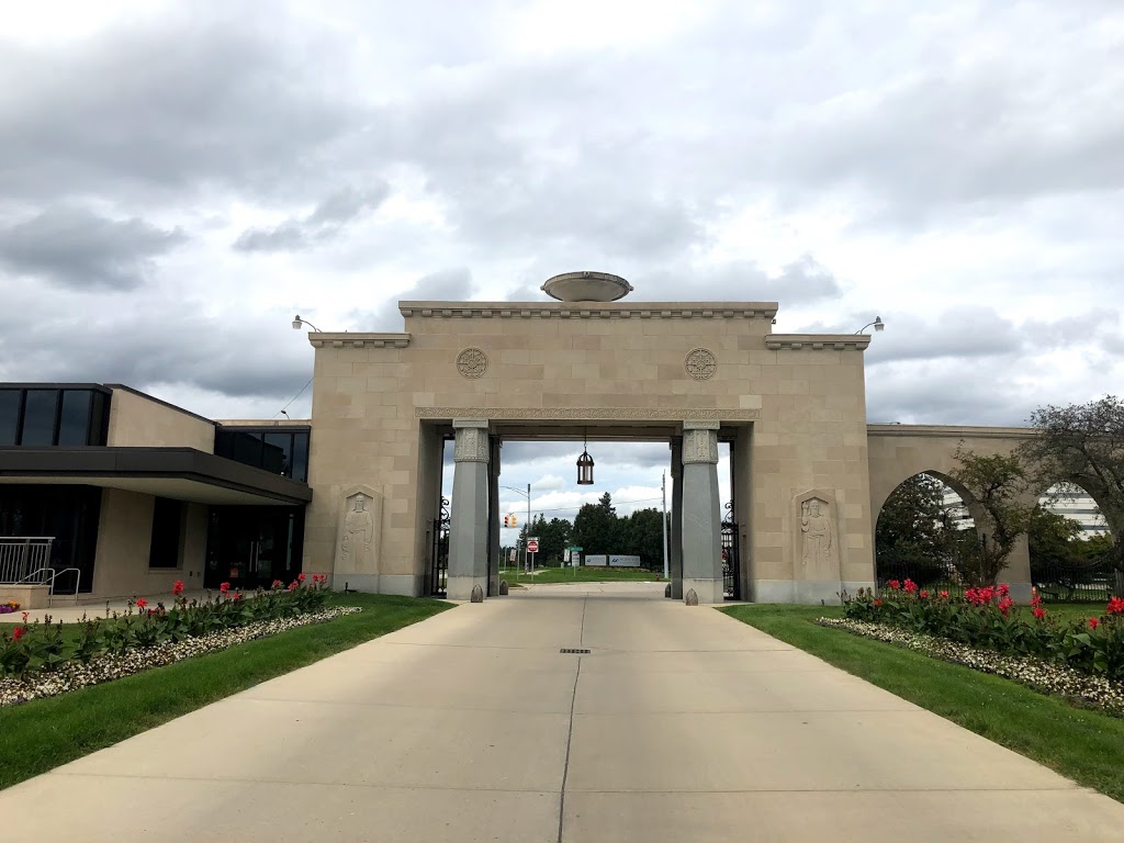 White Chapel Memorial Park Cemetery | 621 W Long Lake Rd, Troy, MI 48098, USA | Phone: (248) 362-7670