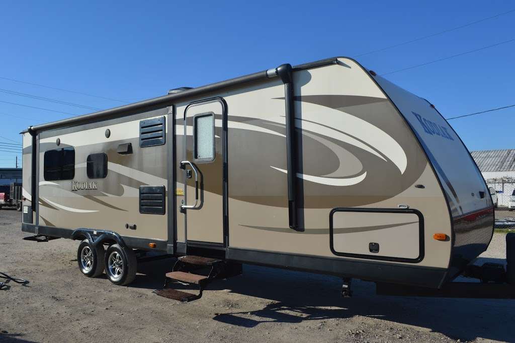 American Dream Vacations - RV Rentals and Sales | 16712 North Fwy, Houston, TX 77090 | Phone: (281) 872-9200