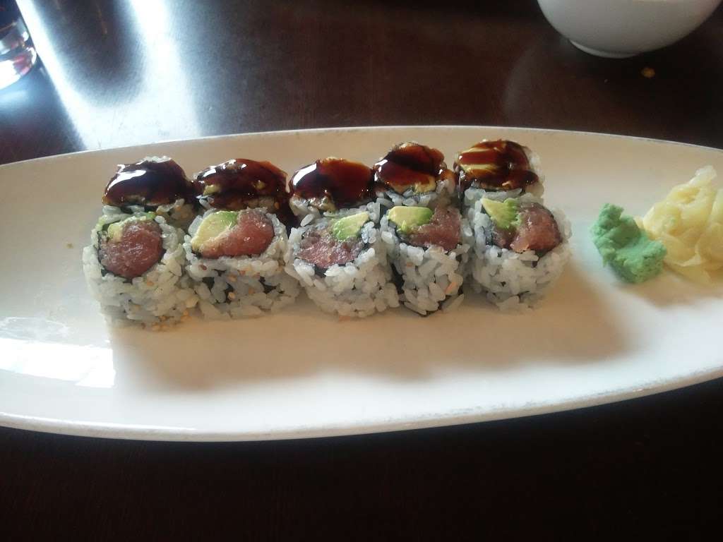 Akaru Sushi | 201 Wyckoff Ave, Brooklyn, NY 11237, USA | Phone: (718) 928-7688