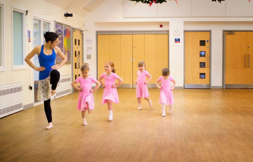 Hummingbird School of Dance | St Marys C of E Primary School - Middle Site, Strafford Road, Twickenham TW1 1AD, UK | Phone: 07949 112161