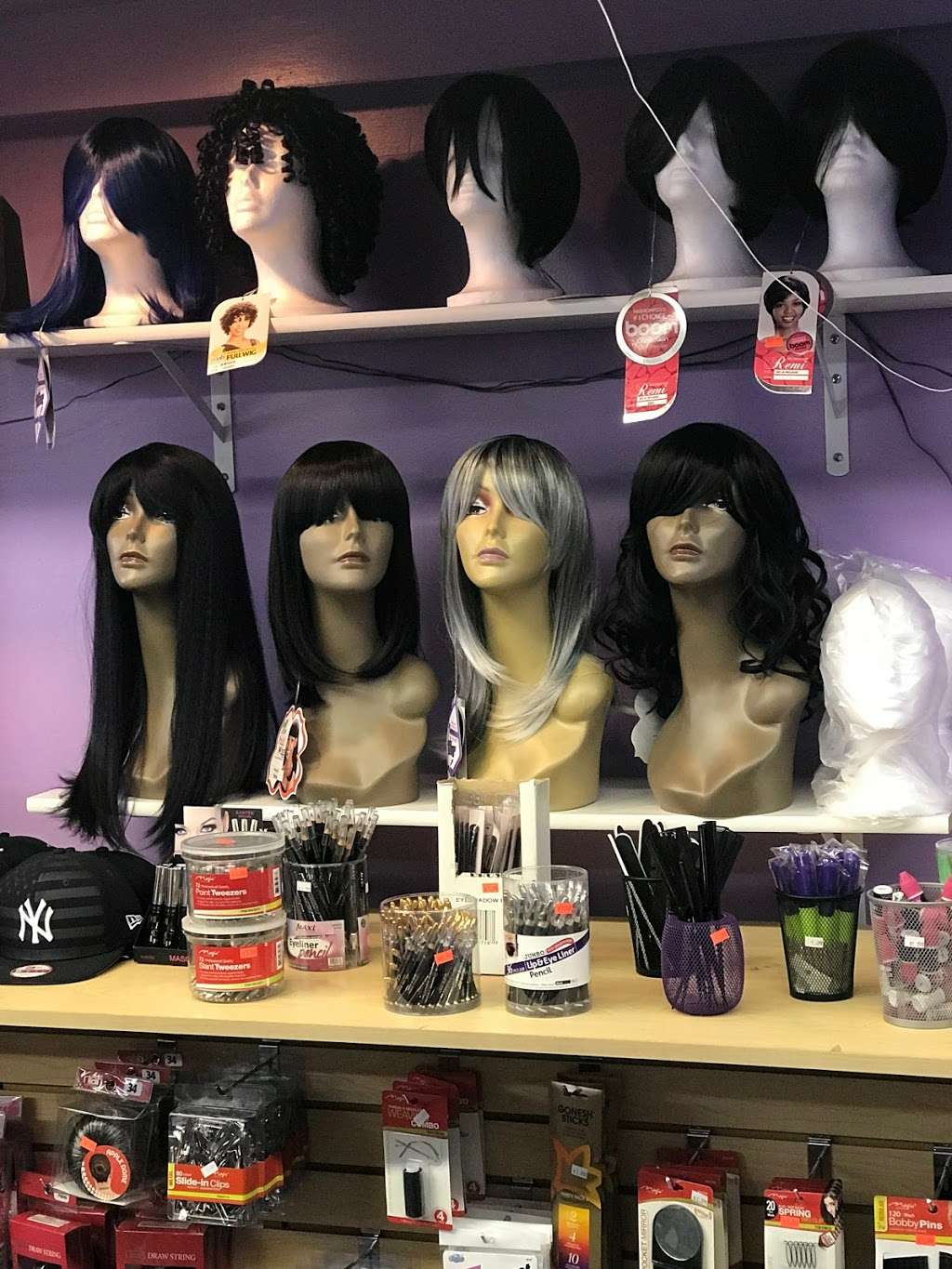 Foreign Lengths Beauty Supply | 168 W Sauk Trail, South Chicago Heights, IL 60411 | Phone: (708) 953-6917
