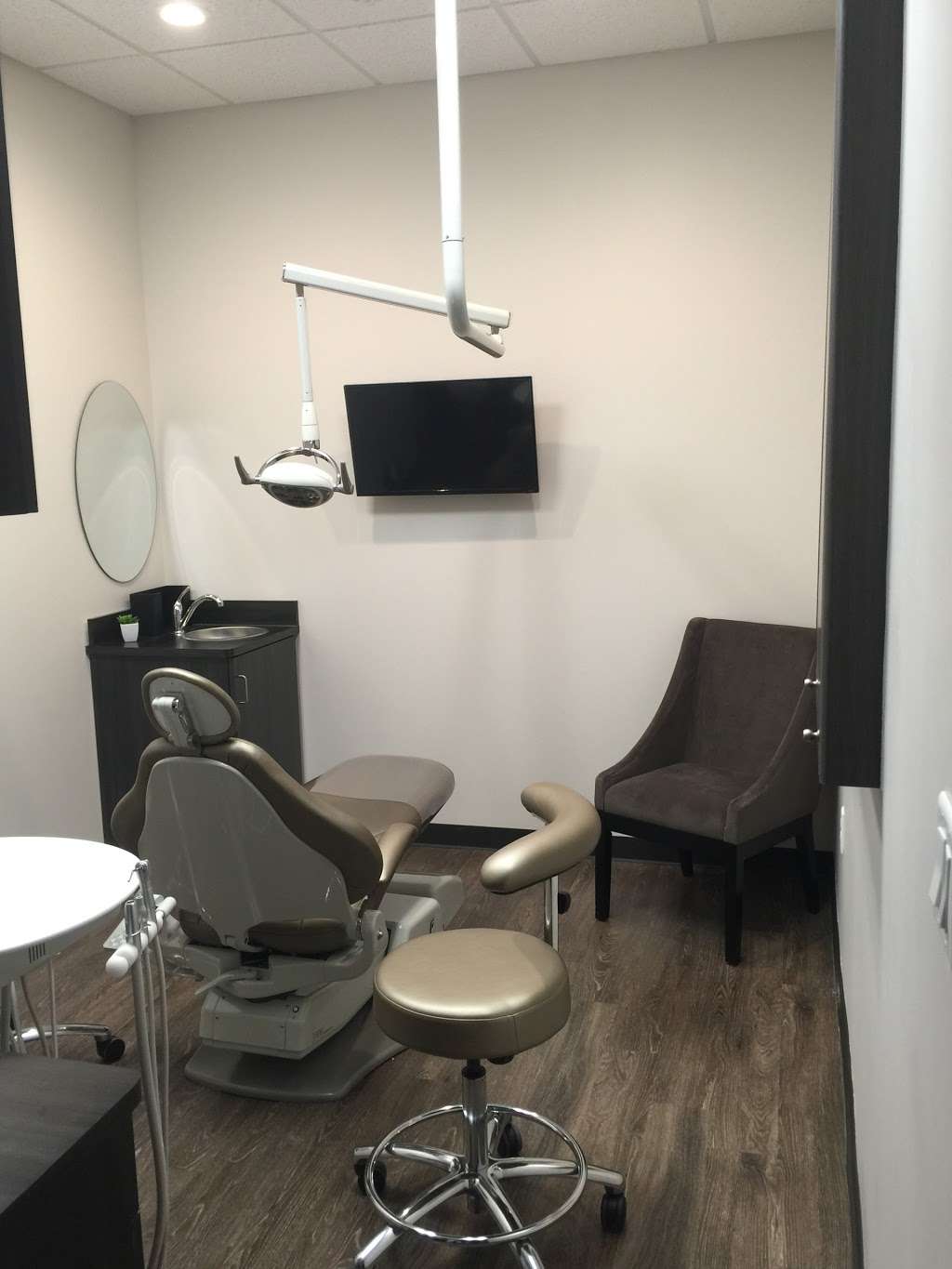 Smile Village Dental Care | 12810 Broadway St #110, Pearland, TX 77584, USA | Phone: (832) 230-3349