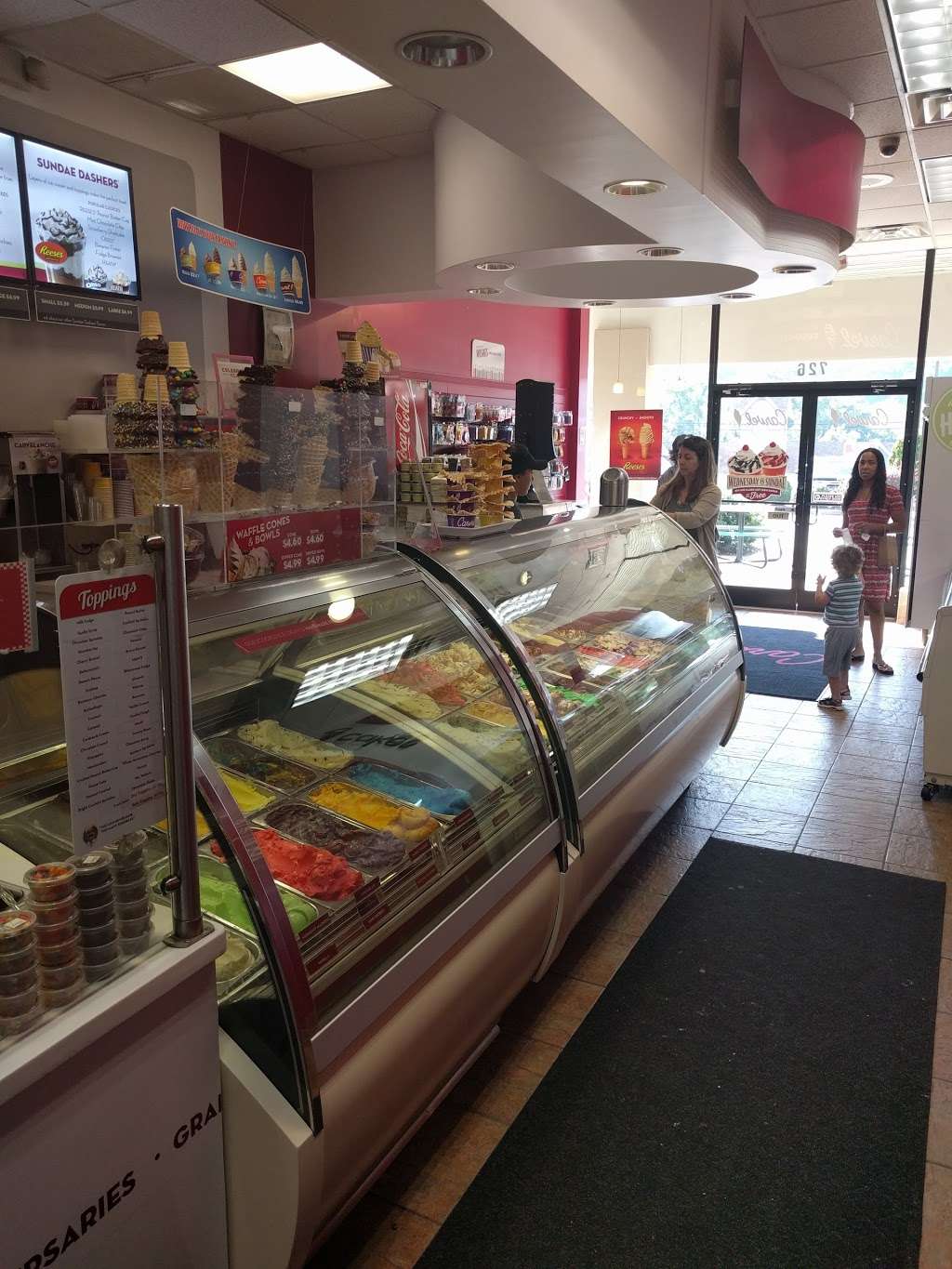 Carvel | 726 Bedford Rd, Bedford Hills, NY 10507, USA | Phone: (914) 666-9838