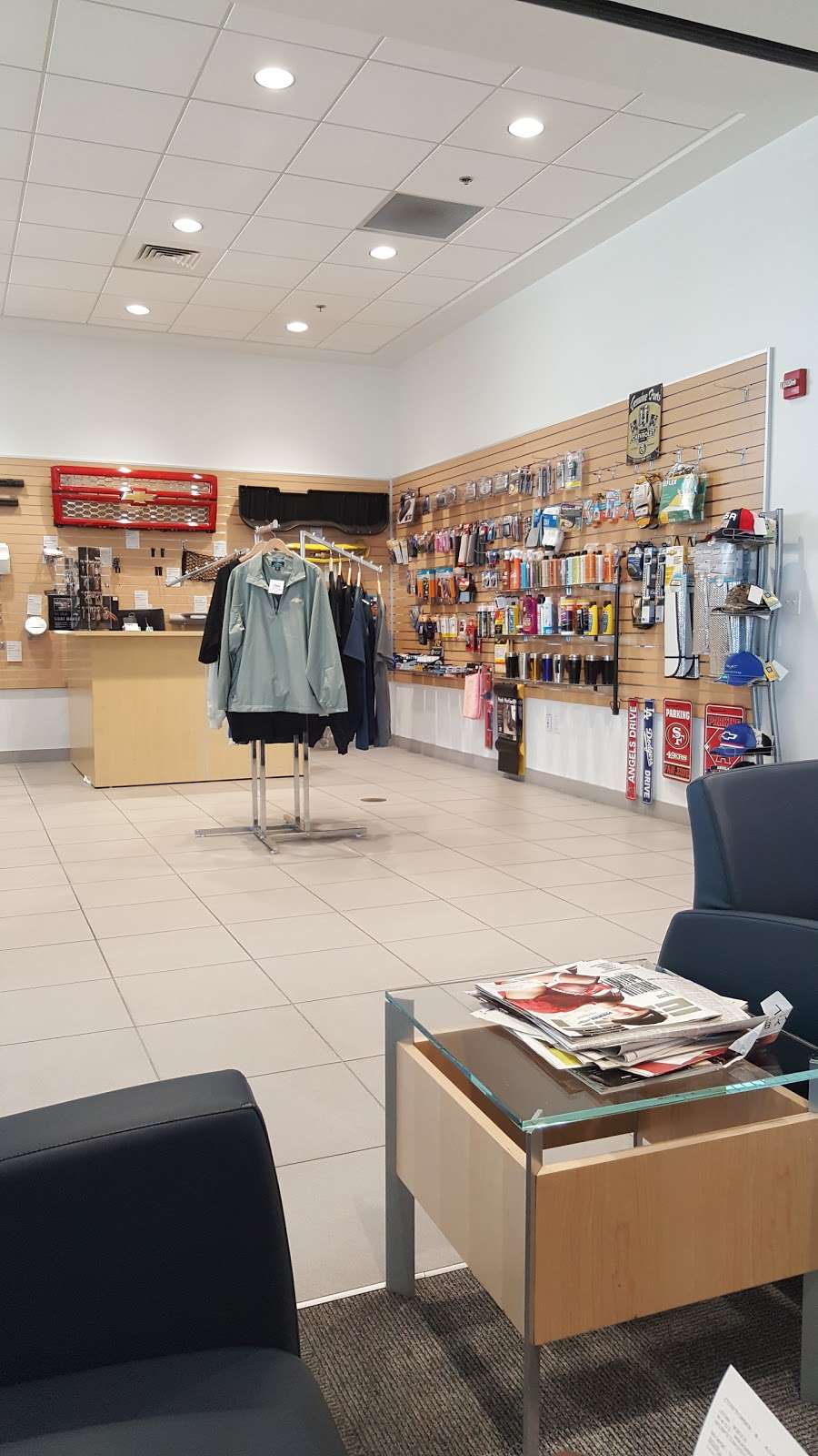 Premier Chevrolet of Buena Park | 6195 Auto Center Dr, Buena Park, CA 90621, USA | Phone: (714) 868-4044