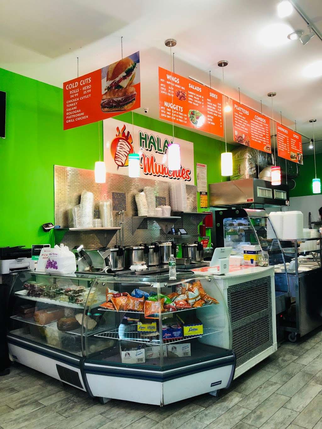 Halal Munchies | 69-21 164th St, Fresh Meadows, NY 11365, USA | Phone: (718) 380-0100