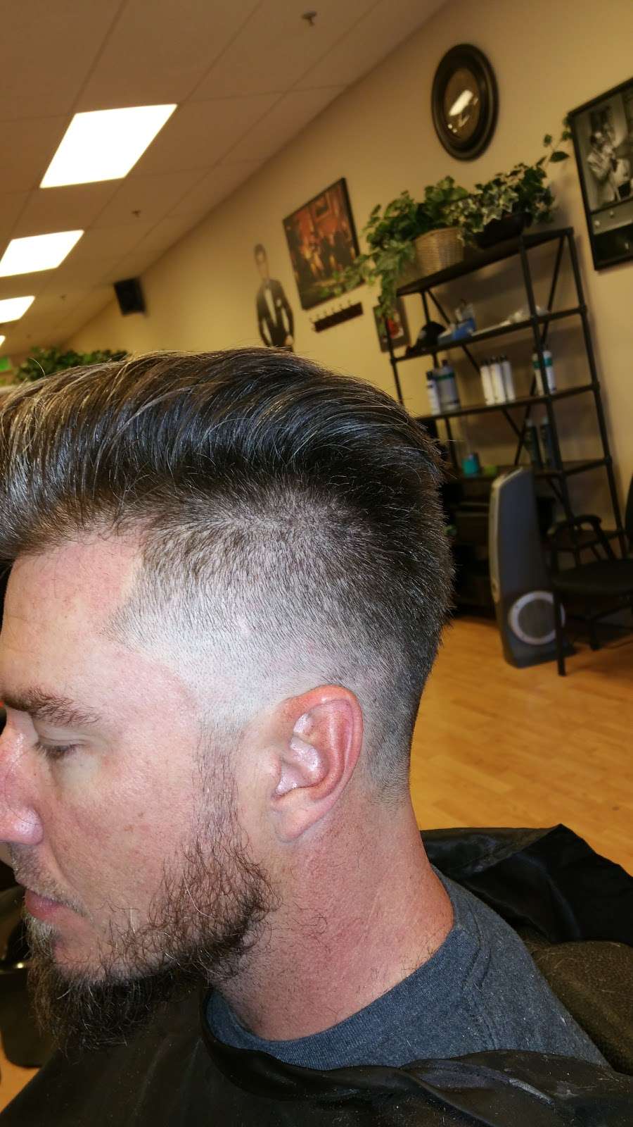 Centennial Hills Barbershop | 6420 Sky Pointe Dr, Las Vegas, NV 89131, USA | Phone: (702) 515-1095