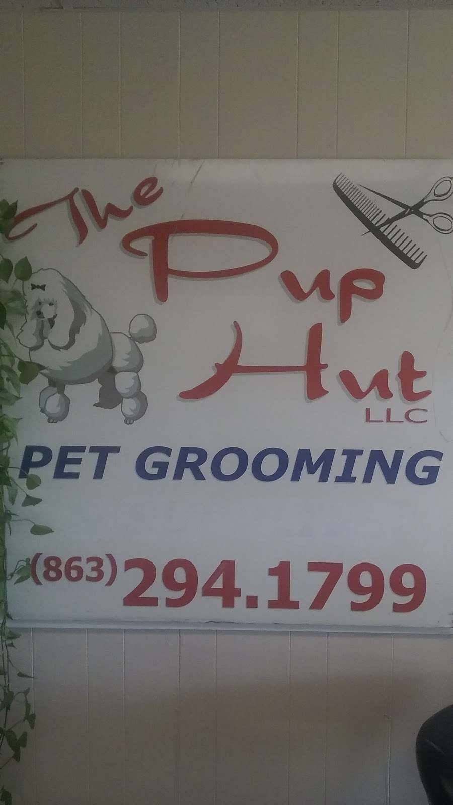 Pup Hut | 1619 Dundee Rd, Winter Haven, FL 33884, USA | Phone: (863) 294-1799