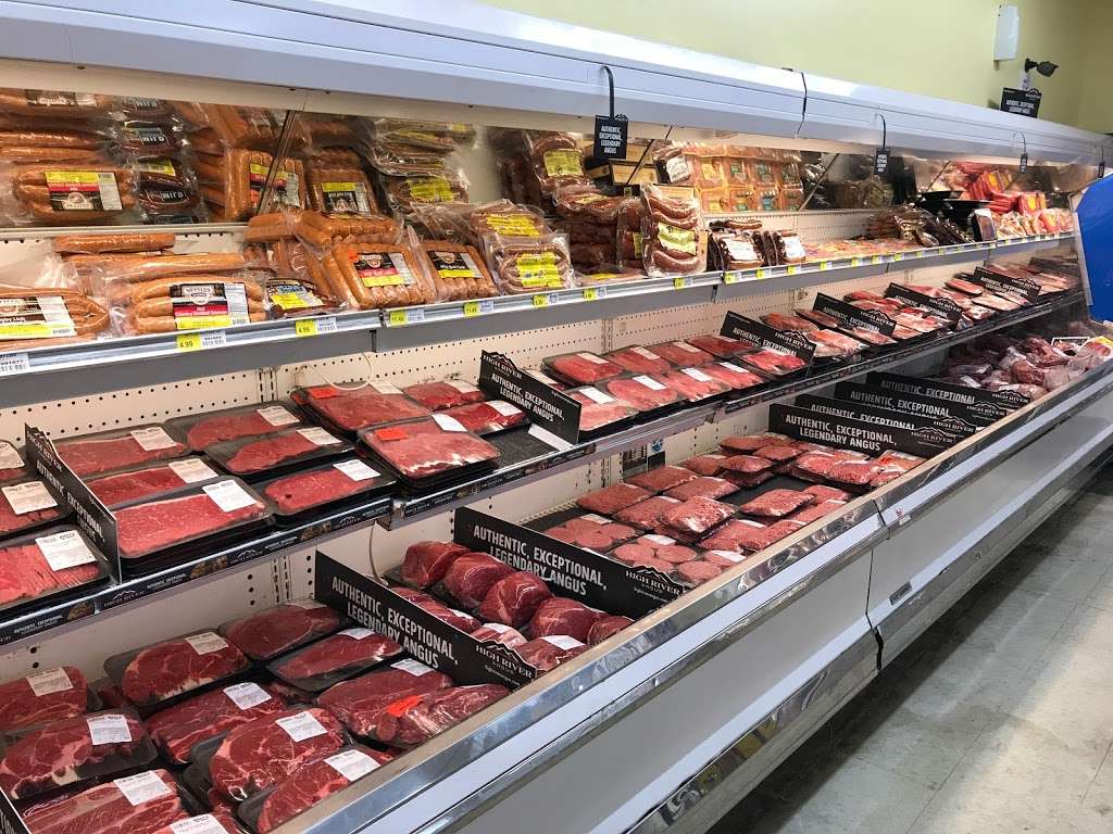 Billys Meat Market | 141 Howey Rd, Groveland, FL 34736, USA | Phone: (352) 429-4299