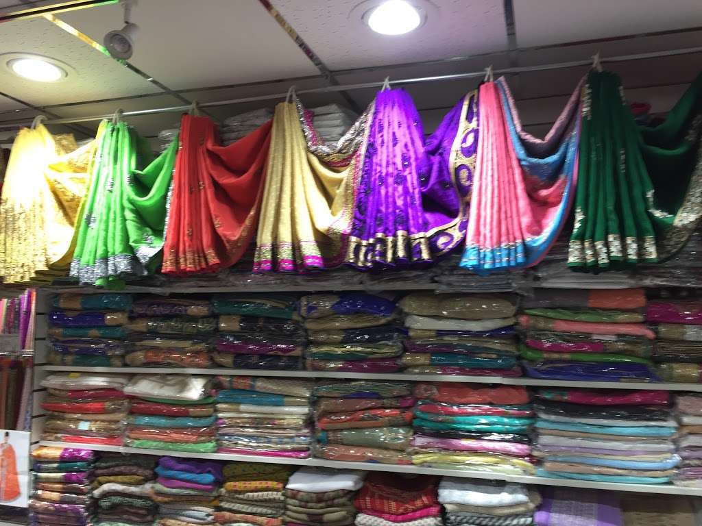 Geeta Sarees | 231 Upper Tooting Rd, Tooting, London SW17 7TG, UK | Phone: 020 8672 0208