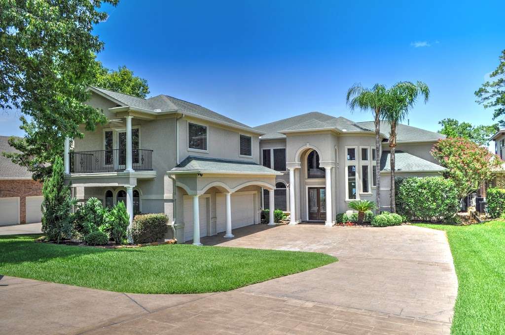 Tameric Realty | 706 The Cliffs Ct, Montgomery, TX 77356, USA | Phone: (713) 416-5280
