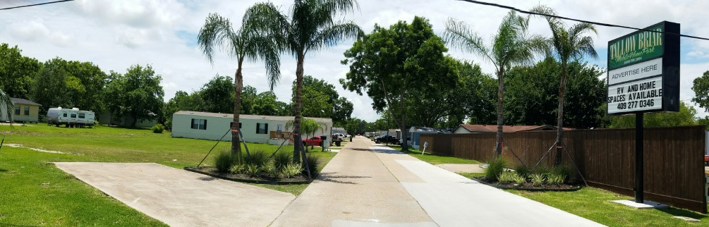 Highland Village Mobile Home Park | 5500 FM 2004, Hitchcock, TX 77563, USA | Phone: (832) 422-7368