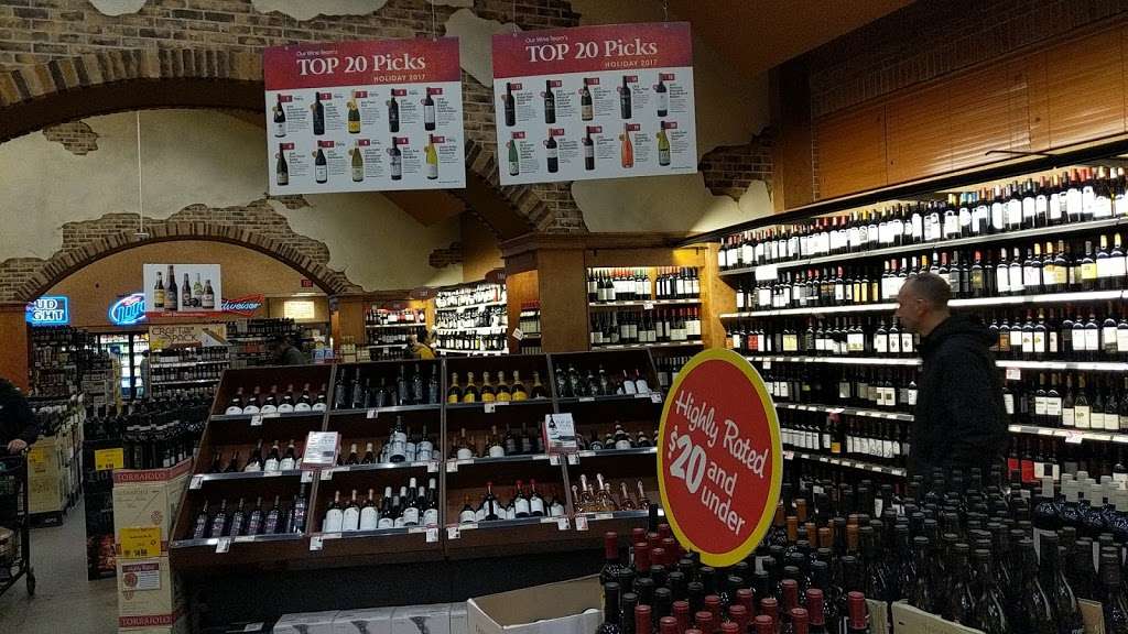 Wegmans Wine & Spirits | 55 U.S. 9, Manalapan Township, NJ 07726, USA | Phone: (732) 625-4170