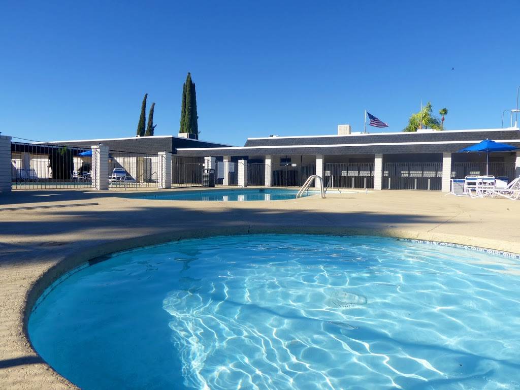 Town and Country Estates Manufactured Home Community | 4444 E Benson Hwy, Tucson, AZ 85706, USA | Phone: (520) 574-0400