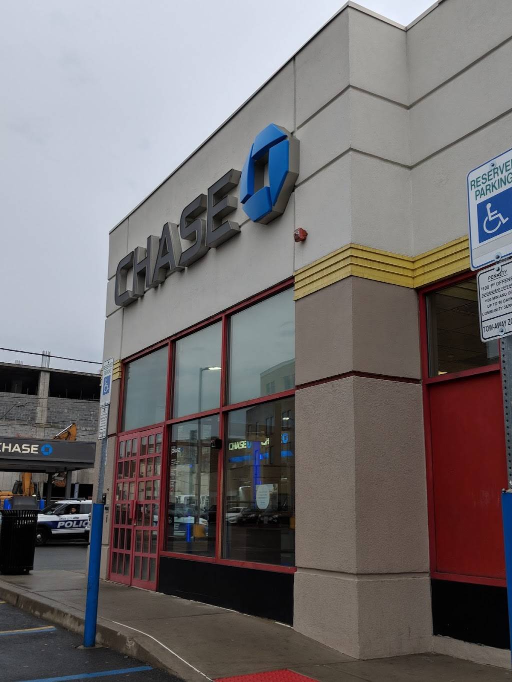 Chase Bank | 3196 John F. Kennedy Blvd, Union City, NJ 07087, USA | Phone: (201) 864-1924