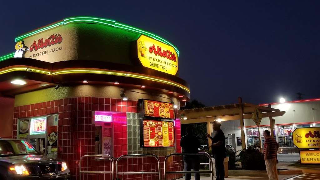 Albertos Mexican Food | 6152, 4645 Frazee Rd, Oceanside, CA 92057, USA | Phone: (760) 757-6500