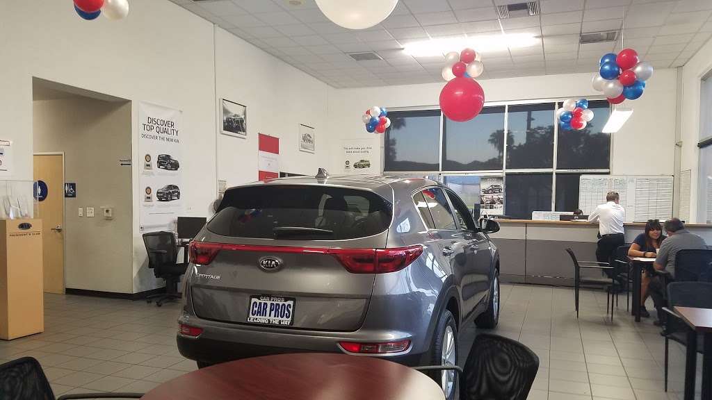 Car Pros Kia Glendale | 400 S Brand Blvd, Glendale, CA 91204, USA | Phone: (818) 745-1400